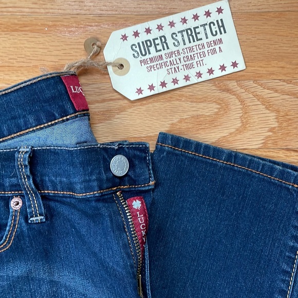 NWT! LUCKY BRAND Sophia Skinny Jeans 14/32 in Medium Dark Vintage Wash - Picture 2 of 5